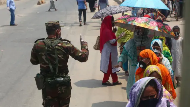 লক