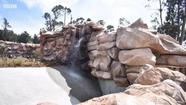 በታላቁ ቤተ መንግሥት የሚገኘው የአንድነት ፓርክ ለእይታ ክፍት ሆነ