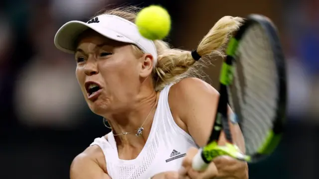 Каролин Возняцки