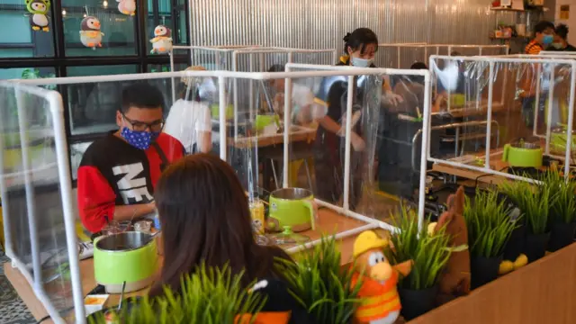 ผ่อนคลายร้านอาหาร