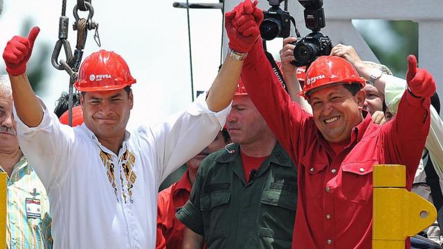 Rafael Correa y Hugo Chávez.
