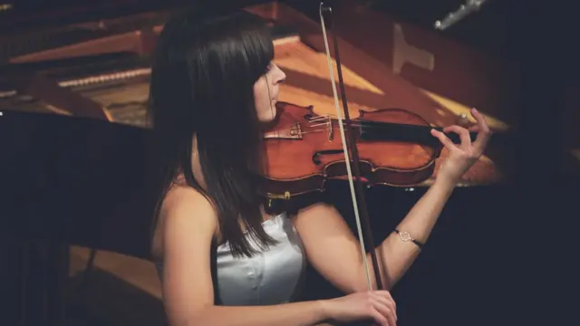 Скрипалька