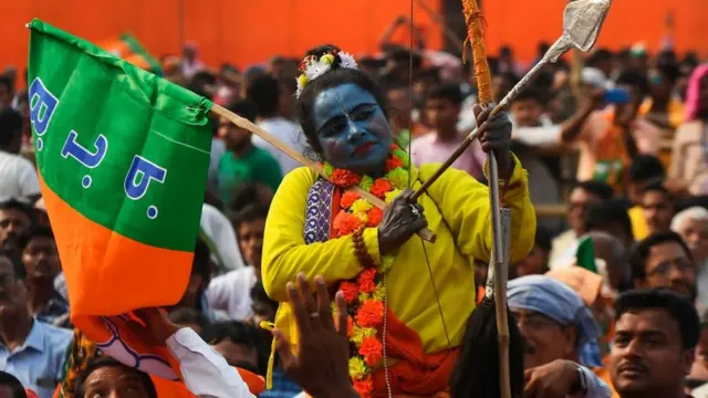 কলকাতায় রবিবার অমিত শাহর জনসভায় শ্যোতাদের একাংশ