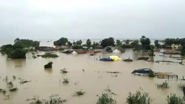 पाण्याखाली गेलेलं गाव