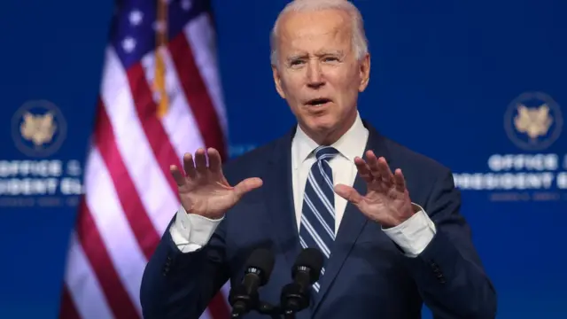 Joe Biden en rueda de prensa el 10 de noviembre