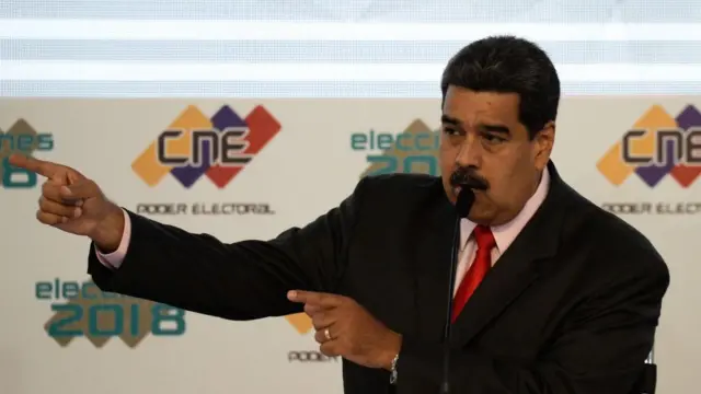 அதிபர் நிக்கோலஸ் மதுரோ