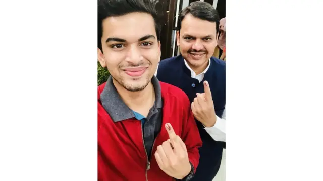 तन्मय आणि देवेंद्र फडणवीस