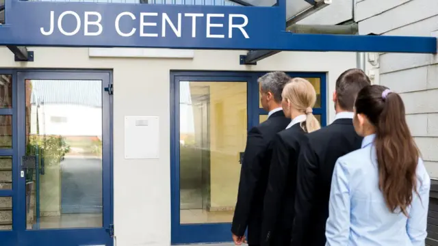 Специалисты считают, что повысить свои шансы найти работу очень просто