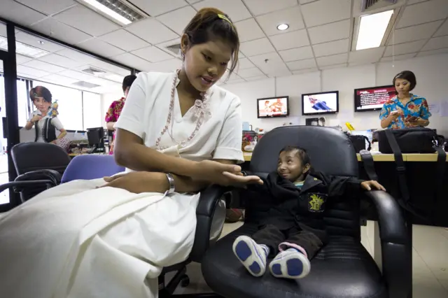 کھگیندرا تھاپا ماگر