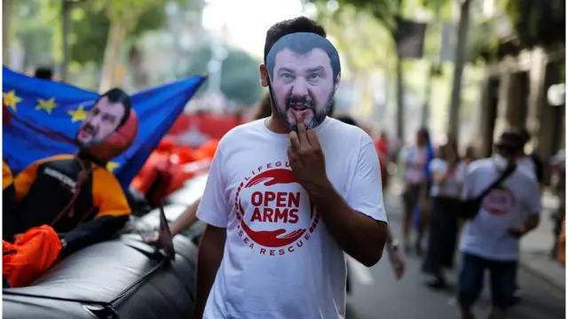 Protesta contra Salvini y a favor del Open Arms