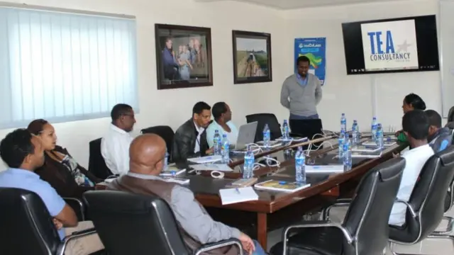 Namoota leenjiif walitti qabamanii jiran