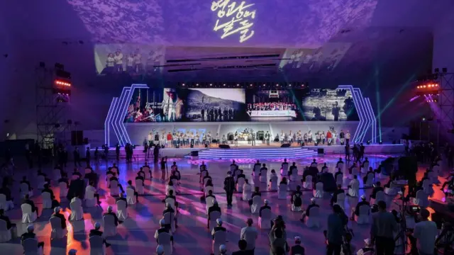 เกาหลีเหนือ-ใต้ ฉลองครบรอบ 67 ปี