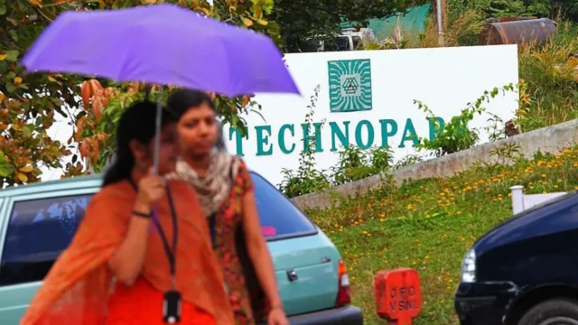 د هغو هنديو ښځو لپاره چې دندې لري، د کور کارونو او دندې تر منځ تناسب موندل په یوه سرخوږي بدلېږي.