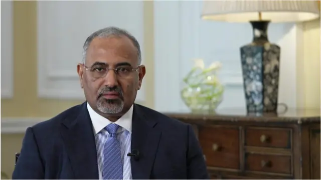 عيدروس الزُبيدي نائب رئيس مجلس القيادة الرئاسي ورئيس المجلس الانتقالي الجنوبي