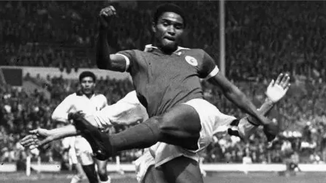 Eusébio, l'un des meilleurs footballeurs de l'histoire est de la Mozambique