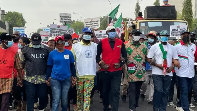 Iwọde ẹgbẹ oṣiṣẹ