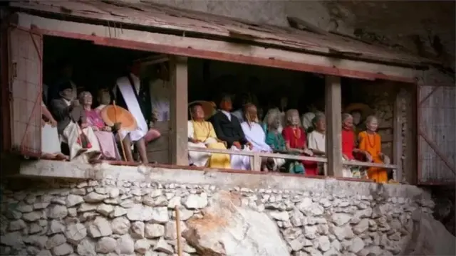 મૃત્યું