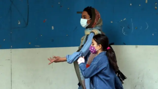 Sous le président Trump, les sanctions américaines et une politique de pression maximale ont laissé l'Iran au bord de l'effondrement économique