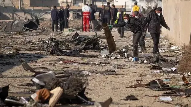 هواپیمای اوکراینی در صبح هجدهم دی ۱۳۹۸ با موشک های سپاه پاسداران بر فراز تهران سرنگون شد و همه ۱۷۶ مسافر و خدمه آن کشته شدند