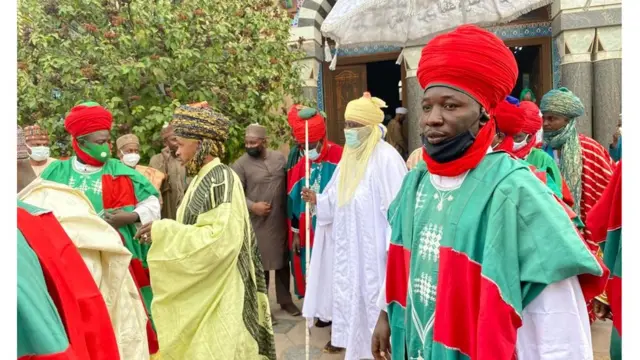 Emir of Kano Aminu Ado Bayero for di burial of Bashir Othman Tofa for Kano