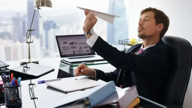 எதற்கெடுத்தாலும் வேலையை தள்ளிப்போடுபவரா நீங்கள்? - காரணம் இதுதான்