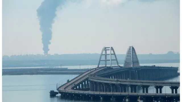 Пожежа на нафтобазі біля Тамані