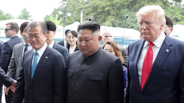 (캡션) 김 부부장은 지위가 상승해 의전 역할에서 빠진 것으로 전문가들은 보고 있다