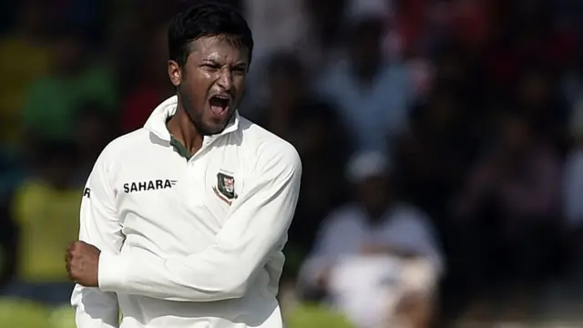 টেস্টে বাংলাদেশের তৃতীয় সর্বোচ্চ রান সাকিবের, সর্বোচ্চ উইকেটও সাকিবের