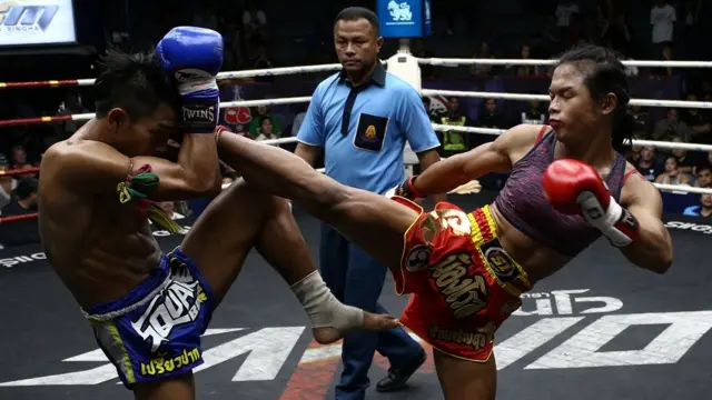 ट्रांसजेंडर बॉक्सर