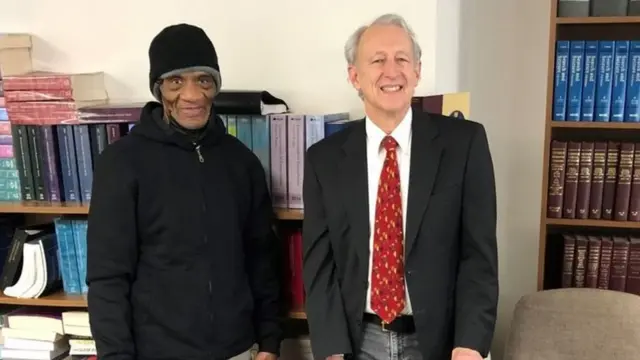 அமெரிக்க கைதி