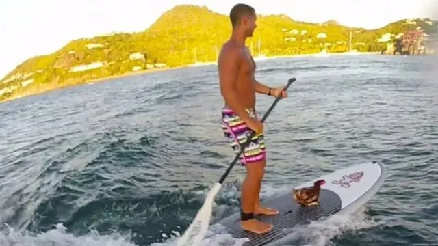 Guirec y Monique en el mar