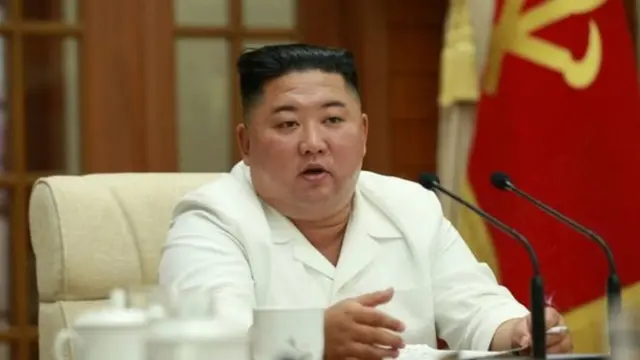 መራሒ ሰሜን ኮርያ ኪም ጆንግ ኡን
