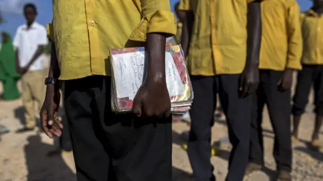 Students wey line up