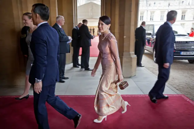 ศรีรัศมิ์ สุวะดี