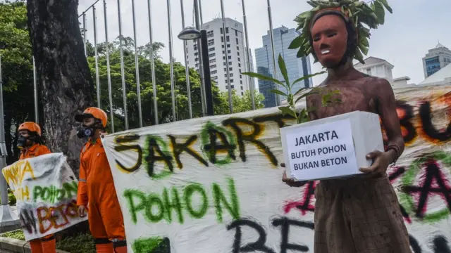 Sebanyak 205 pohon ditebang untuk proyek revitalisasi Monas