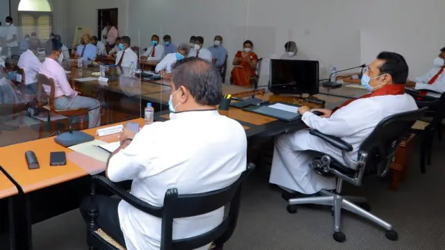 இலங்கை பிரதமர்