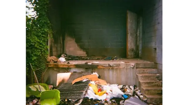 Escombro de un edificio abandonado.