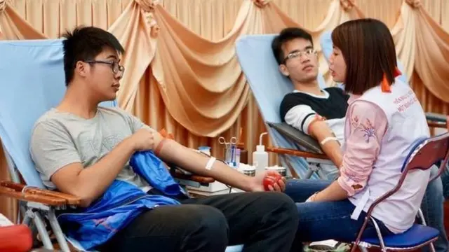 hiến máu