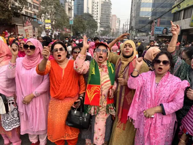 বিএনপির নেতা-কর্মীরা দেশের বিভিন্ন জায়গায় রাজনৈতিক কর্মসূচীতে যোগ দিচ্ছেন। ফাইল ফটো।