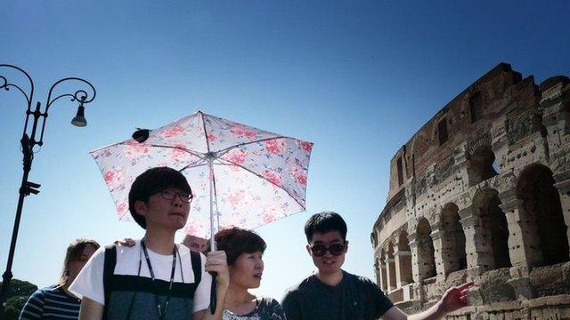 在罗马的中国游客