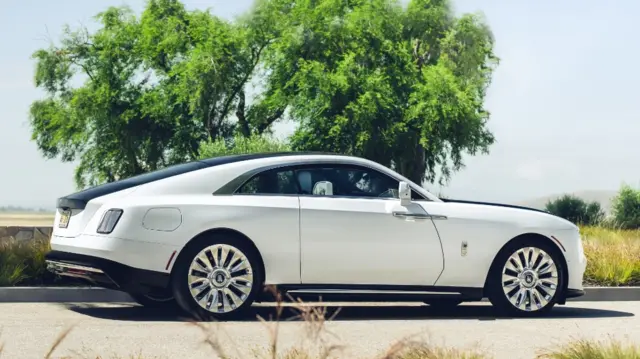 اولین مدل الکتریکی رولزرویس از پاییز به مشتریان تحویل داده می‌شود