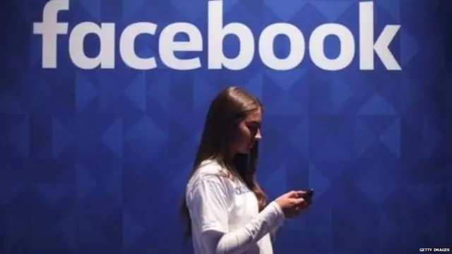 सोशल मीडिया