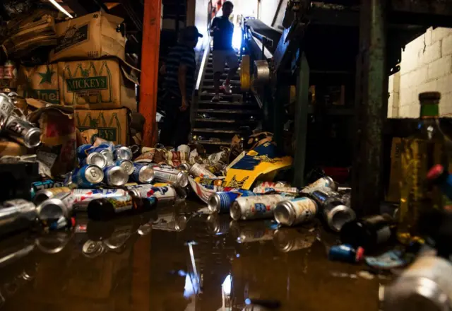 В Чикаго магазин алкогольных напитков пострадал во время беспорядков в июне 2020 года