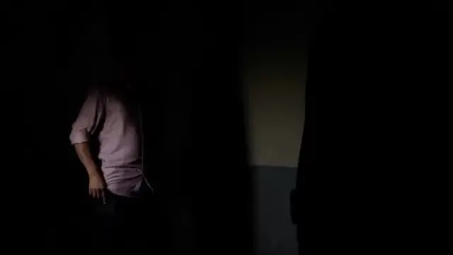 অভিযোগ করার পরপরই অভিযুক্ত পিতাকে গ্রেপ্তার করেছে পুলিশ (প্রতীকী চিত্র)