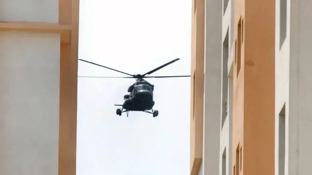 सेना का हेलिकॉप्टर