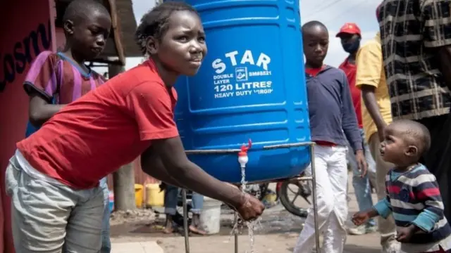 Afrika ina idadi kubwa ya vijana ikilinganishw ana bara Ulaya au Marekani