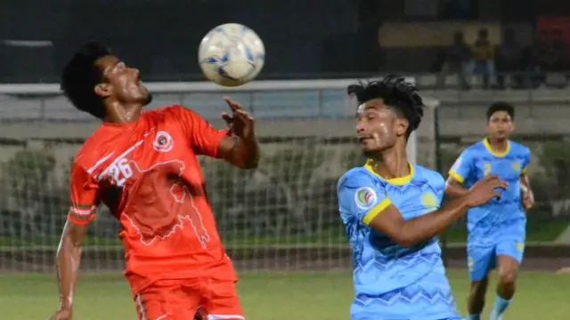 ক্রিকেট, ঢাকা, করোনাভাইরাস, ফুটবল