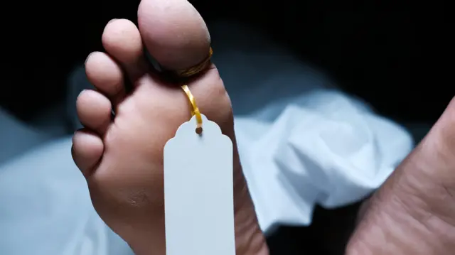 आत्महत्या