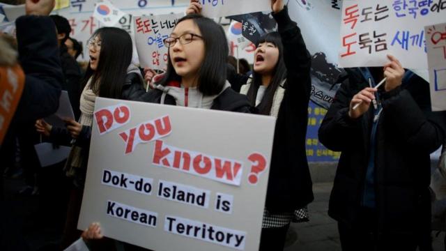 Giới trẻ em Nước Hàn biểu tình phản đối Nhật Bản và xác minh hòa bình hòn đảo Dokdo