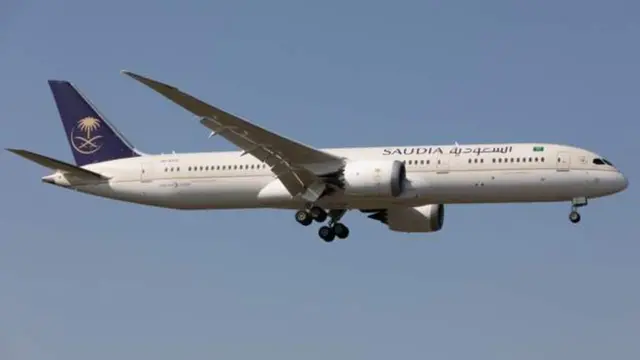 طائرة تابعة للخطوة الجوية السعودية